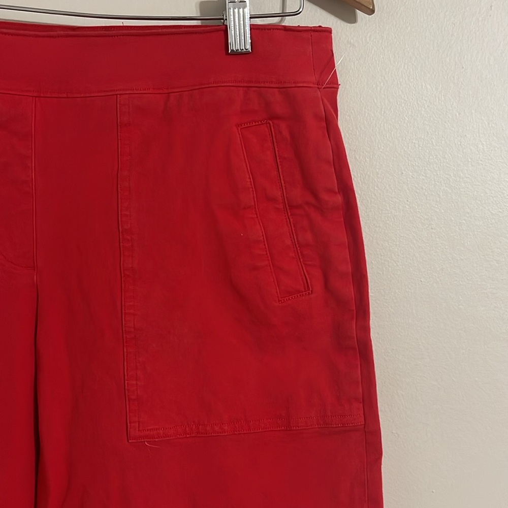 SPANX Red Capris - Picture 2 of 7